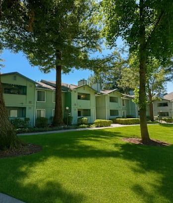 Green Lawn at Vintage Pointe, California