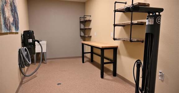 Pet Care Center at Poplar Creek Apartments, Brookfield, WI