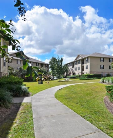 Pirates Cove Student Living | Apartments in Greenville, NC