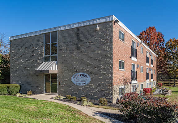 Oakview Apartments at Cincinnati Premier Living*, Ohio
