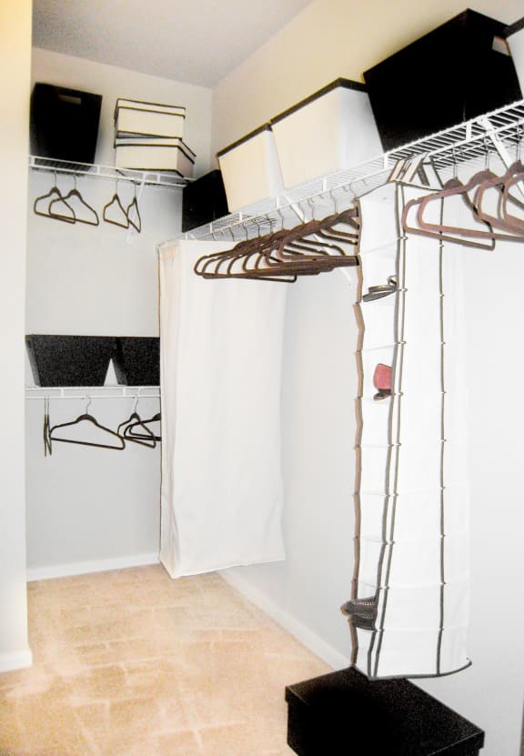 Walk in closets at Sonoma Grande Apartments in South Tulsa, OK 1, 2 & 3 Bedrooms.