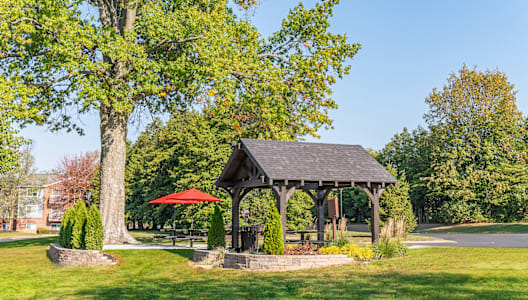 a pavilion with a picnic table in a park at Weaver Farm, Florence, 41042