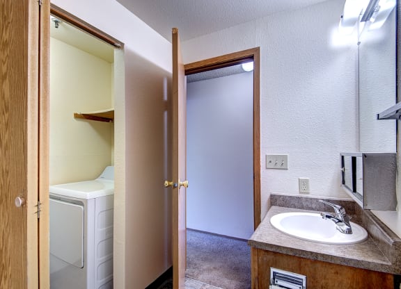 Bathroom With Washer & Dryer at Riverwood Apartments, Kent, 95765