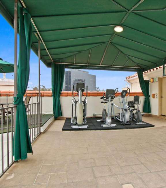 Fitness Center at Darlington Apartments, Los Angeles, CA