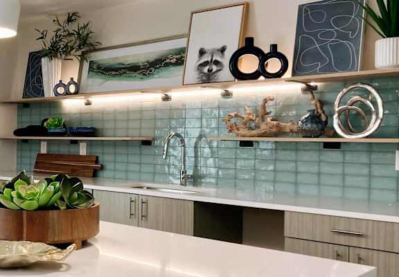 Modern lounge with sink and backsplash at NOVI