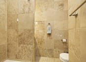 Thumbnail 17 of 26 - Full Bathroom