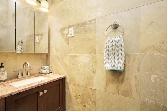 Full Bathroom