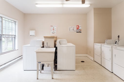 Laundry Center at Carriage House LaPorte