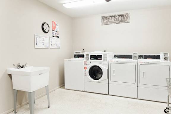 Laundry Center at Fairington Columbus