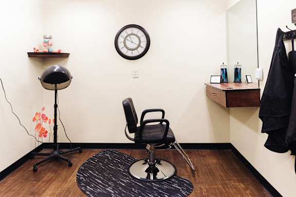 Community Salon at Fairington Columbus