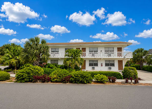 459 - BUILDING EXTERIOR