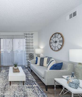 Living room at Sandhurst Apartments, Zanesville, OH