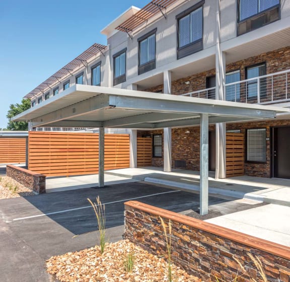 Roe 107 Apartments in Overland Park, KS