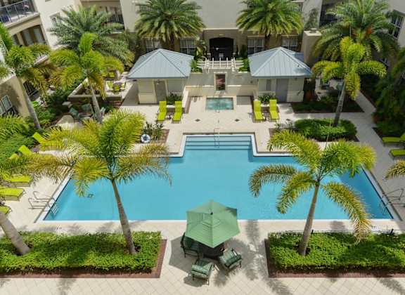a look at the pool at the bradley braddock road station apartments