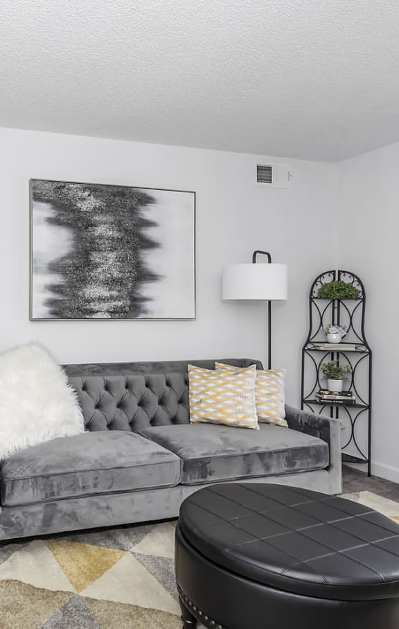 Living Room With Kitchen at Tall Timber Apartments, Ohio