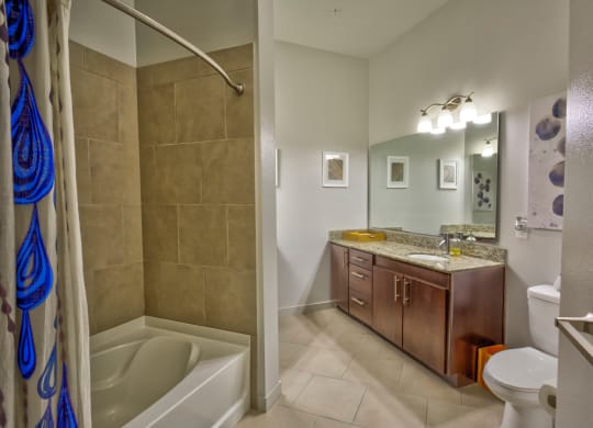 Soaking tubs at Accent apartments, LA, 90066