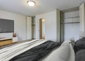 Thumbnail 15 of 50 - Bedroom