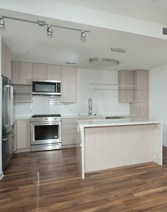 Vinz on Fairfax Apartments in Los Angeles, California Kitchen with Island
