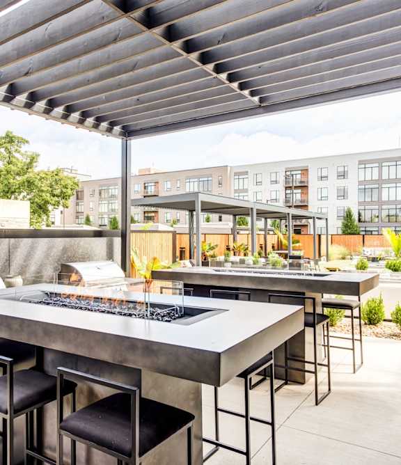 400 Rose Outdoor Lounge with Grills, Fire Tables, and Seating