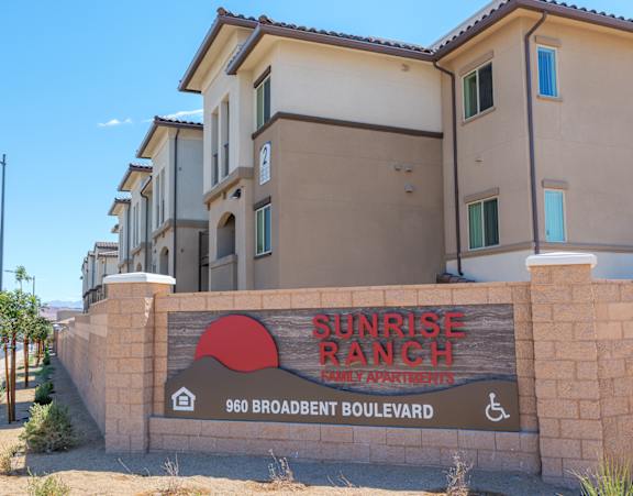 Sunrise Ranch Family Apartments is located at 960 Broadbeent Boulevard.