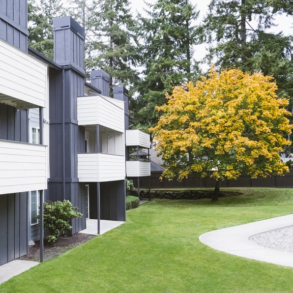 Outside University Glen Apartments