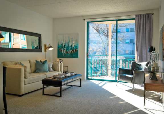 Decorated Living at Gramercy on Garfield, Cincinnati, OH
