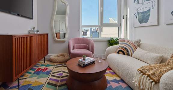 Luxurious Apartment Living at The Weaver, Philadelphia