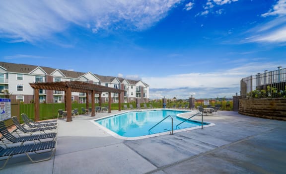Large Outdoor Swimming Pool at Andover Pointe Apartment Homes, La Vista, NE 68138