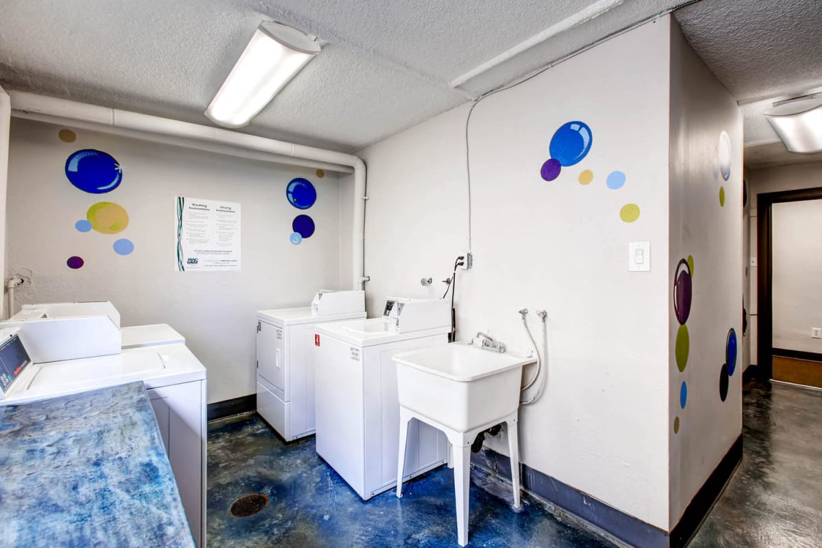 Apartments for Rent in Englewood CO Photos Off Broadway Flats