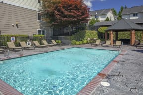 Highland Hills|Pool