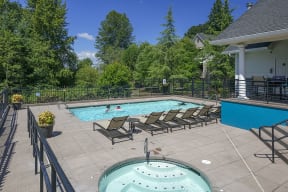 Highland Hills|Pool