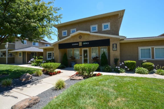 Front of the leasing office at Timber Creek Apartments