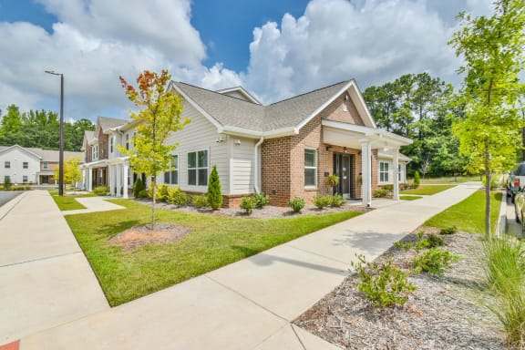 the estates at tanglewood|building exterior