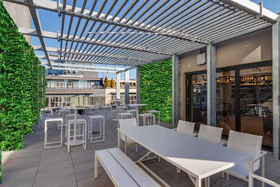 Rooftop Lounge and Terrace with BBQ's