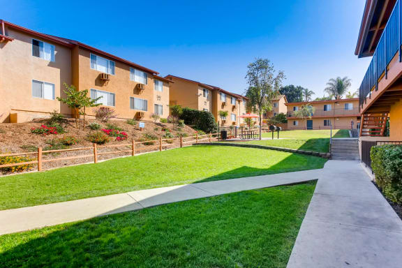 Apartments for Rent in San Marcos CA Photos Vista Flores