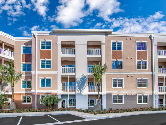 Elegant Exterior at Riversong Apartment Homes, Bradenton, 34205