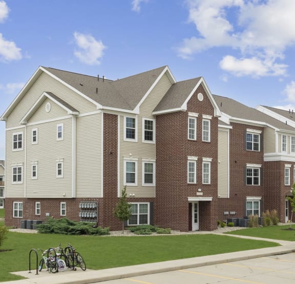 Hunters Pond Apartment Homes