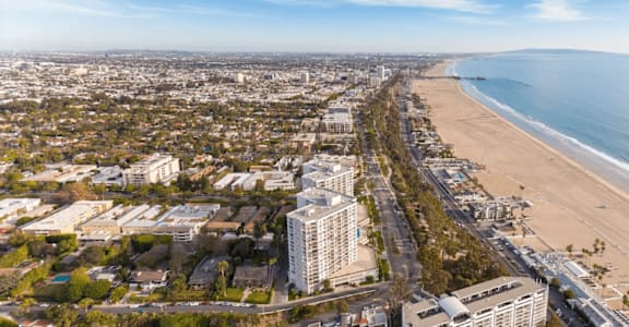 An aeriel view of 711 Colorado in Downtown Santa Monica right by the beach.