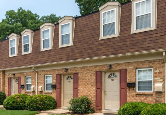 Whispering Oaks Apartments Apartments In Portsmouth Va