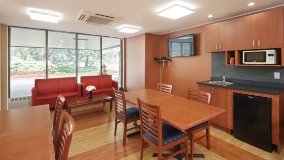Social room with comfortable lounge and study areas