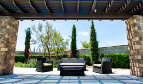 Poolside Lounge Area at Sablewood Gardens, Bakersfield, 93314