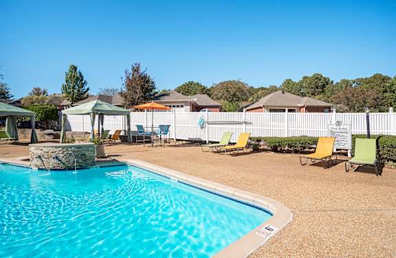 Swimming Pool at Arbors at Natchez Trace Apartments in Ridgeland, MS