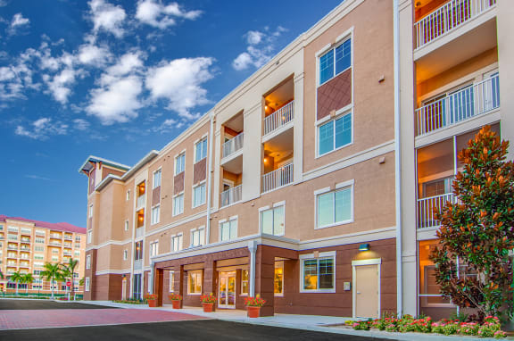 Elegant Exterior View at Riversong Apartment Homes, FL, 34205