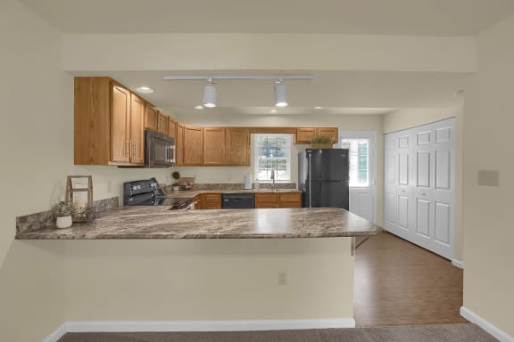 Large Apartment Kitchen | Rockledge Townhomes in Mechanicsburg | PMI |