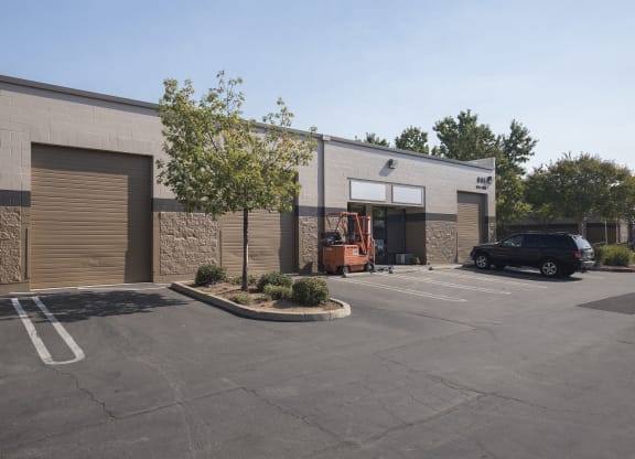 Roseville Business Park Roll Up Door
