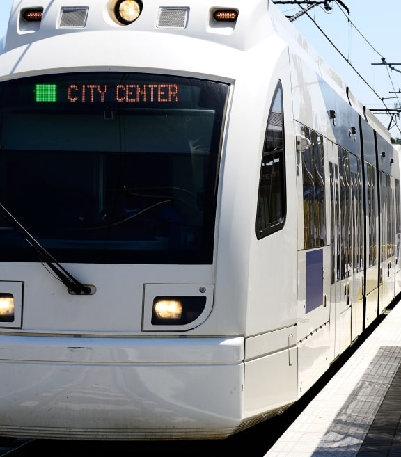 Trimet max green line train to city center at King's Court Apartments, Oregon, 97006