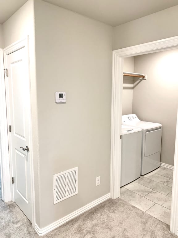 B1 (1-car) Laundry side by side washer and dryer