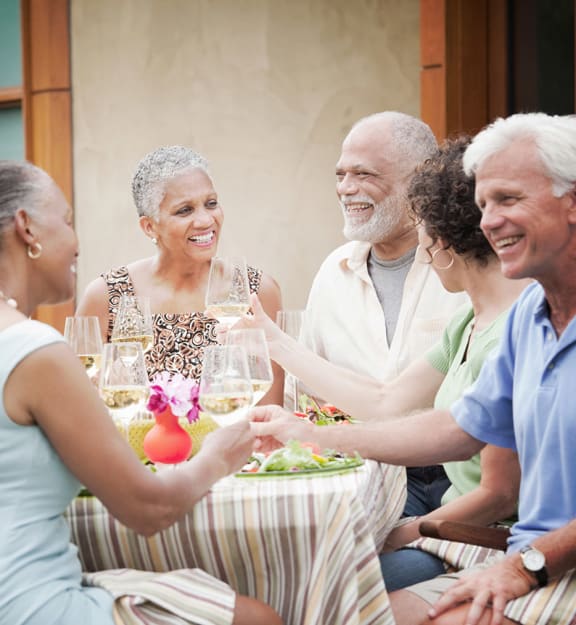 Portera at the Grove_Wilsonville OR_Socializing