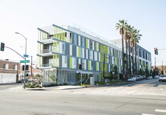 brand new echo park apartment complex
