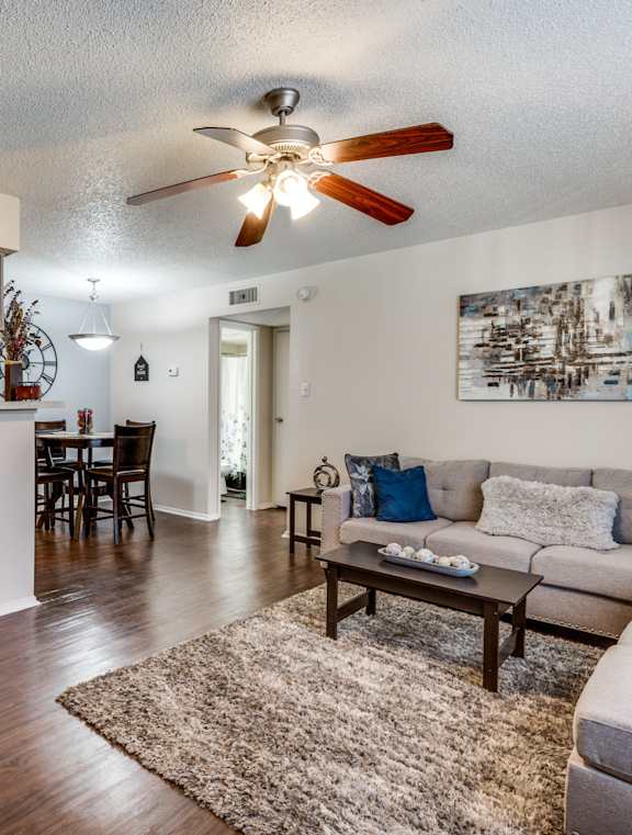 Cobble Hill Apartments in Fort Worth, Texas Model Living Room